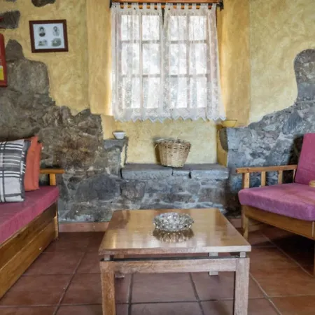 Mountain Retreat In The Very Heart Tejeda (Gran Canaria)