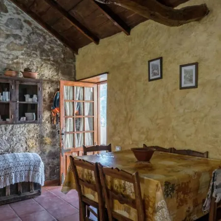 Rural House In The Center Of Gran Canaria 2 Noches Hébergement de vacances *
